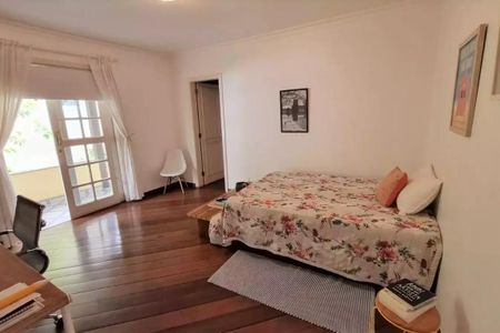 Casa à venda com 600m², 4 quartos e 3 vagas