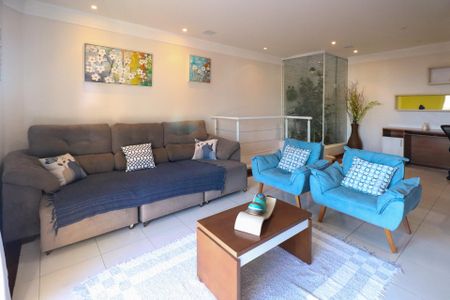 Apartamento à venda com 140m², 3 quartos e 1 vaga Apartamento à venda com 140m², 3 quartos e 1 vagaSala de TV - Piso Superior