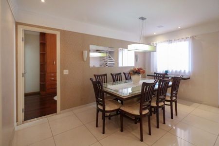 Apartamento à venda com 140m², 3 quartos e 1 vaga Apartamento à venda com 140m², 3 quartos e 1 vagaSala de Estar e Jantar