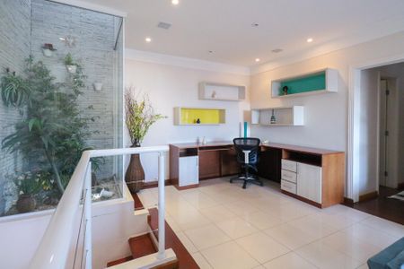 Apartamento à venda com 140m², 3 quartos e 1 vaga Apartamento à venda com 140m², 3 quartos e 1 vagaSala de TV - Piso Superior