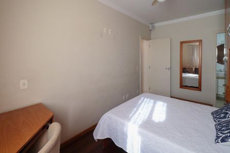 Apartamento à venda com 140m², 3 quartos e 1 vaga Apartamento à venda com 140m², 3 quartos e 1 vagaSuíte  - Piso Inferior