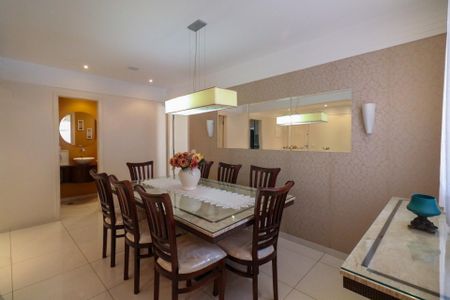 Apartamento à venda com 140m², 3 quartos e 1 vaga Apartamento à venda com 140m², 3 quartos e 1 vagaSala de Estar e Jantar