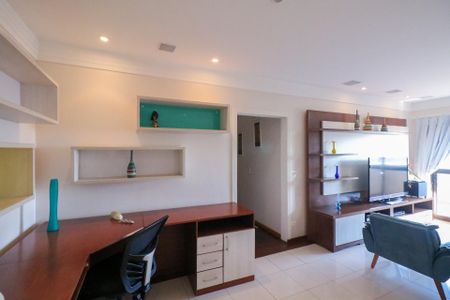 Apartamento à venda com 140m², 3 quartos e 1 vaga Apartamento à venda com 140m², 3 quartos e 1 vagaSala de TV - Piso Superior