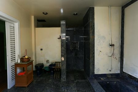 Casa à venda com 400m², 3 quartos e 4 vagas Casa à venda com 400m², 3 quartos e 4 vagasBanheiro da Suíte 1