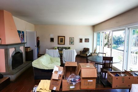 Casa à venda com 400m², 3 quartos e 4 vagas Casa à venda com 400m², 3 quartos e 4 vagasSala