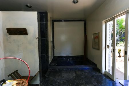 Casa à venda com 400m², 3 quartos e 4 vagas Casa à venda com 400m², 3 quartos e 4 vagasBanheiro da Suíte 1