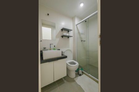 Apartamento à venda com 78m², 3 quartos e 1 vaga Apartamento à venda com 78m², 3 quartos e 1 vagaBanheiro Social
