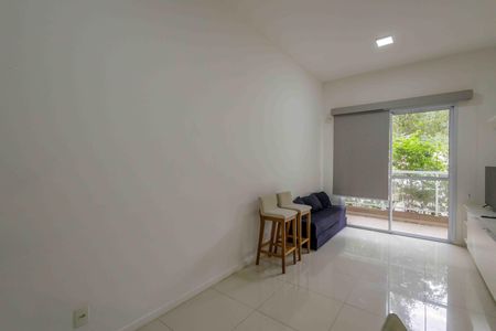 Apartamento à venda com 78m², 3 quartos e 1 vaga Apartamento à venda com 78m², 3 quartos e 1 vagaSala