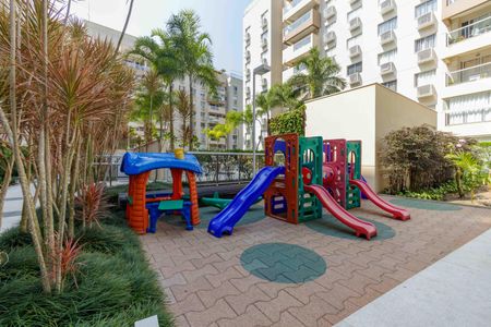 Apartamento à venda com 78m², 3 quartos e 1 vaga Apartamento à venda com 78m², 3 quartos e 1 vagaÁrea Comum Playground