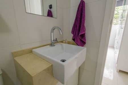 Apartamento à venda com 78m², 3 quartos e 1 vaga Apartamento à venda com 78m², 3 quartos e 1 vagaBanheiro da Suíte