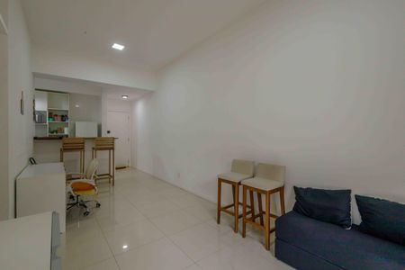 Apartamento à venda com 78m², 3 quartos e 1 vaga Apartamento à venda com 78m², 3 quartos e 1 vagaSala