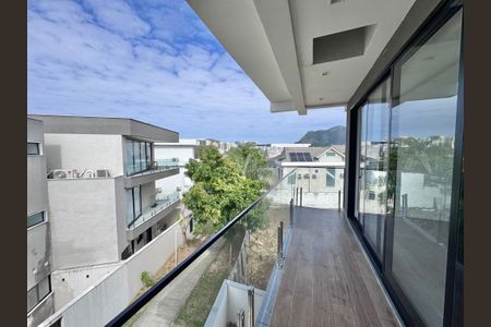 Apartamento à venda com 475m², 5 quartos e 2 vagas Apartamento à venda com 475m², 5 quartos e 2 vagasVaranda