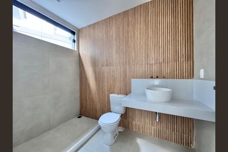 Apartamento à venda com 475m², 5 quartos e 2 vagas Apartamento à venda com 475m², 5 quartos e 2 vagasBanheiro da Suíte 2