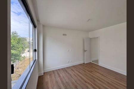 Apartamento à venda com 475m², 5 quartos e 2 vagas Apartamento à venda com 475m², 5 quartos e 2 vagasSuíte 5