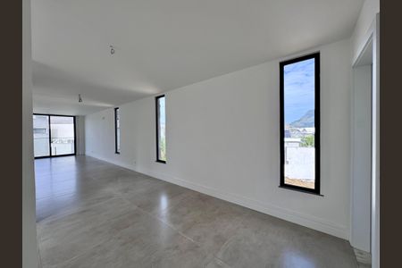 Apartamento à venda com 475m², 5 quartos e 2 vagas Apartamento à venda com 475m², 5 quartos e 2 vagasSalão
