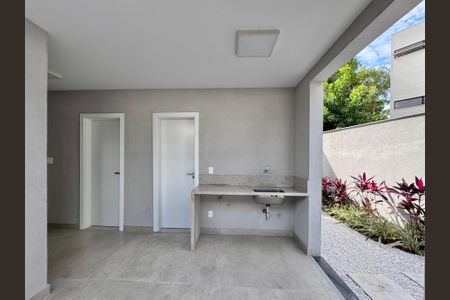 Apartamento à venda com 475m², 5 quartos e 2 vagas Apartamento à venda com 475m², 5 quartos e 2 vagasÁrea de Serviço