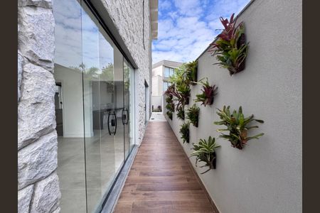 Apartamento à venda com 475m², 5 quartos e 2 vagas Apartamento à venda com 475m², 5 quartos e 2 vagasÁrea externa