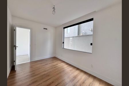 Apartamento à venda com 475m², 5 quartos e 2 vagas Apartamento à venda com 475m², 5 quartos e 2 vagasSuíte 2