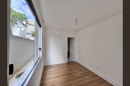 Apartamento à venda com 475m², 5 quartos e 2 vagas Apartamento à venda com 475m², 5 quartos e 2 vagasSuíte 2