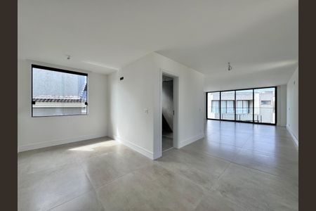 Apartamento à venda com 475m², 5 quartos e 2 vagas Apartamento à venda com 475m², 5 quartos e 2 vagasSalão