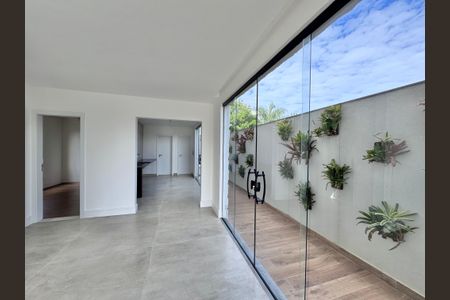 Apartamento à venda com 475m², 5 quartos e 2 vagas Apartamento à venda com 475m², 5 quartos e 2 vagasSala