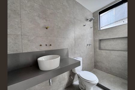 Apartamento à venda com 475m², 5 quartos e 2 vagas Apartamento à venda com 475m², 5 quartos e 2 vagasBanheiro da Suíte 3