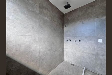 Apartamento à venda com 475m², 5 quartos e 2 vagas Apartamento à venda com 475m², 5 quartos e 2 vagasSalão - Banheiro Social