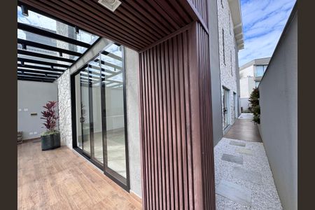 Apartamento à venda com 475m², 5 quartos e 2 vagas Apartamento à venda com 475m², 5 quartos e 2 vagasÁrea externa