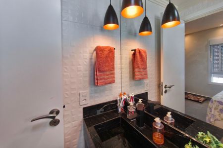 Apartamento à venda com 89m², 2 quartos e 2 vagas Apartamento à venda com 89m², 2 quartos e 2 vagasBanheiro Suíte