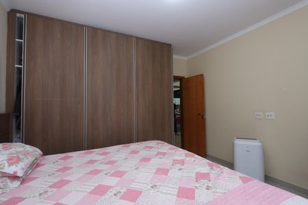 Casa à venda com 140m², 2 quartos e 8 vagasQuarto 1