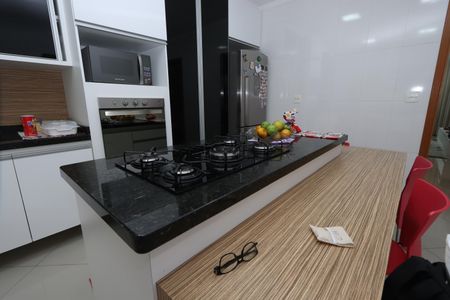 Casa à venda com 140m², 2 quartos e 8 vagasCozinha