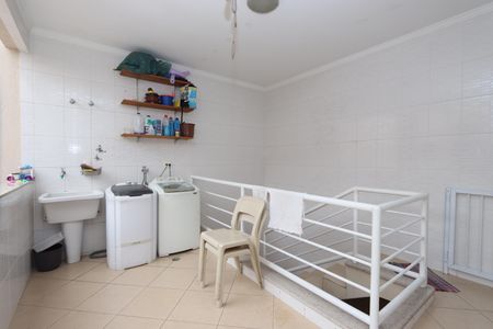 Casa à venda com 140m², 2 quartos e 8 vagasÁrea de Serviço