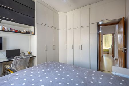 Apartamento à venda com 120m², 2 quartos e sem vagaQuarto 2