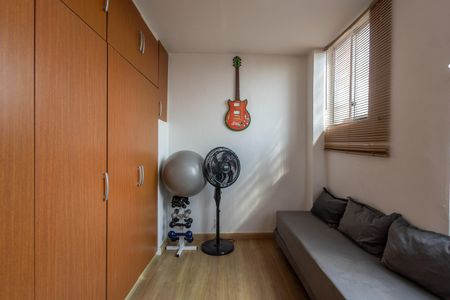 Apartamento à venda com 120m², 2 quartos e sem vagaQuarto de Serviço