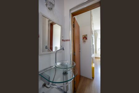 Apartamento à venda com 120m², 2 quartos e sem vagaBanheiro Suíte