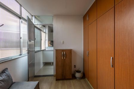 Apartamento à venda com 120m², 2 quartos e sem vagaQuarto de Serviço