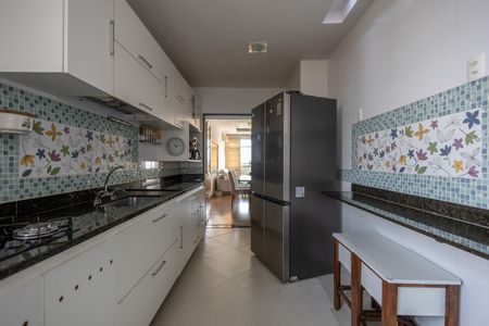Apartamento à venda com 120m², 2 quartos e sem vagaCozinha
