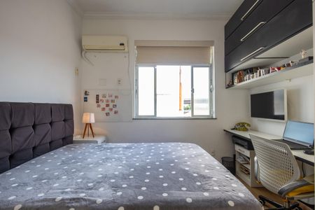 Apartamento à venda com 120m², 2 quartos e sem vagaQuarto 2