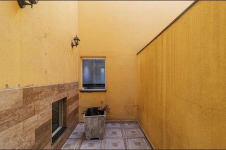 Casa à venda com 200m², 3 quartos e 4 vagas