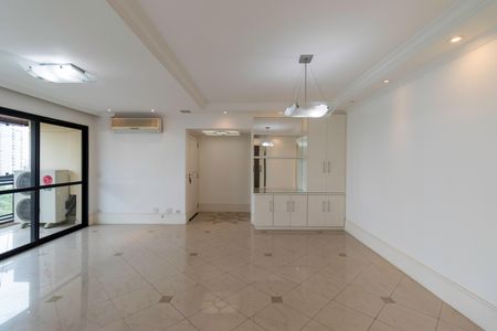 Apartamento à venda com 160m², 3 quartos e 4 vagasSala