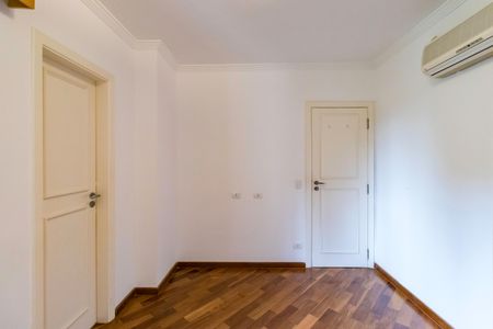 Apartamento à venda com 160m², 3 quartos e 4 vagasQuarto 3