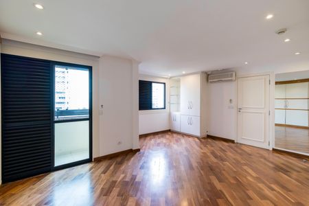 Apartamento à venda com 160m², 3 quartos e 4 vagasQuarto 2
