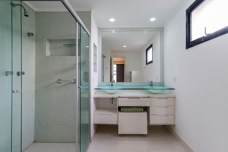 Apartamento à venda com 160m², 3 quartos e 4 vagasBanheiro