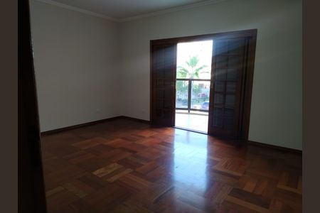 Casa à venda com 380m², 3 quartos e 3 vagas