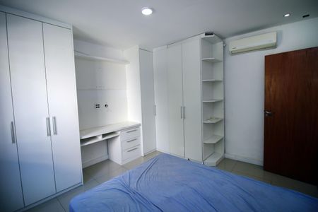 Casa à venda com 230m², 6 quartos e 5 vagasQuarto 1