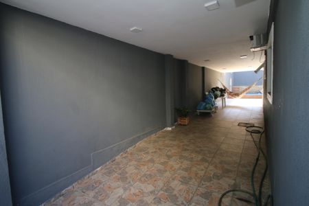 Casa à venda com 230m², 6 quartos e 5 vagasGaragem