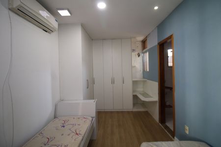 Casa à venda com 230m², 6 quartos e 5 vagasSuíte 2