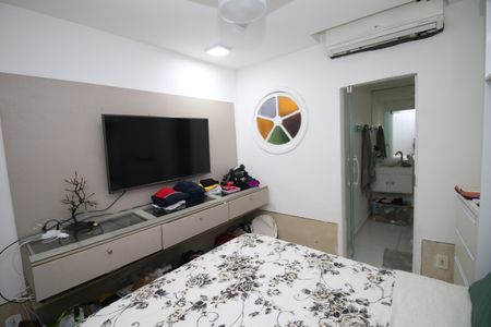 Casa à venda com 230m², 6 quartos e 5 vagasSuíte 3