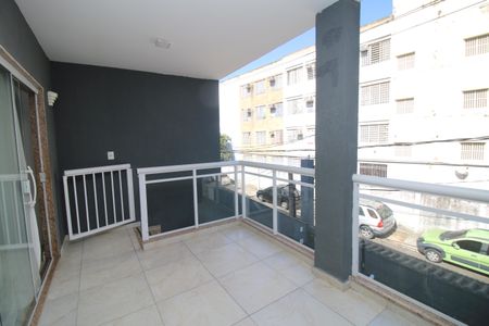 Casa à venda com 230m², 6 quartos e 5 vagasVaranda da sala
