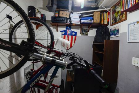 Apartamento à venda com 90m², 2 quartos e sem vaga Apartamento à venda com 90m², 2 quartos e sem vagaQuarto de Serviço